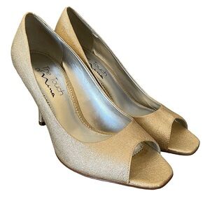 Touch of Nina Gold Shimmer Heels Frango Size 6.5